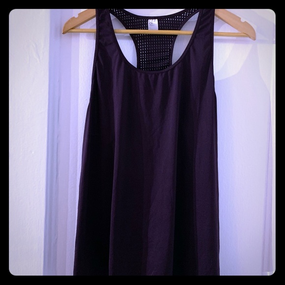 GAP Tops - Gap Fit Maroon Racerback Tank - Size L